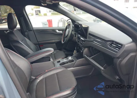 2024 Ford Escape St-Line из США, поврежденный, VIN 1FMCU0MZ8RUB23637